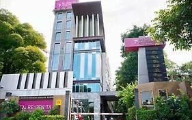 Regenta Central The Crystal Kanpur,